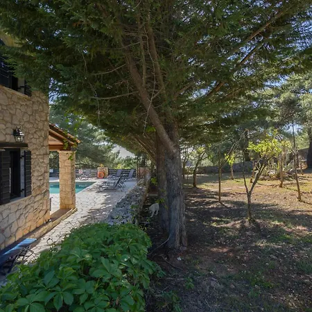 Villa Aresti Mountain *