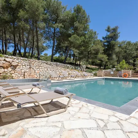 Aresti Mountain Villa Agios Leon